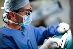 zakila handitzea muskulu-ehunen transplantearen bidez